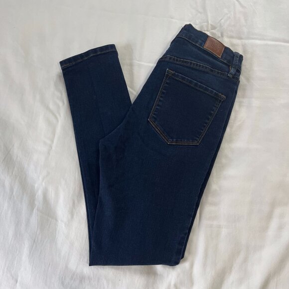 Urban Outfitters BDG Twig High Rise Dark Wash Denim Jeans | Size 27 - Picture 6 of 6